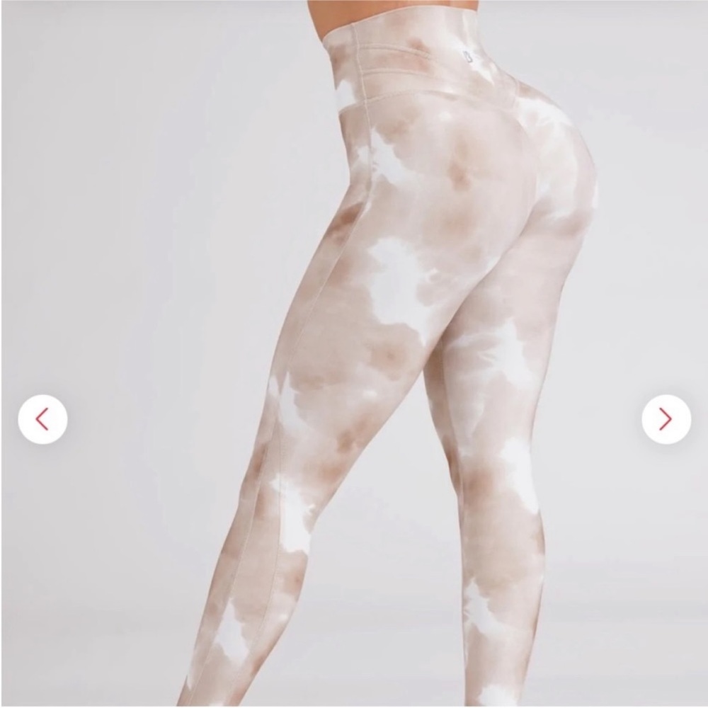 BuffBunny Legacy Leggings
